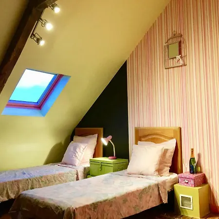 Little Bed And Breakfast Apartment Plouer-sur-Rance