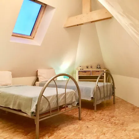 Little Bed And Breakfast Apartment Plouer-sur-Rance